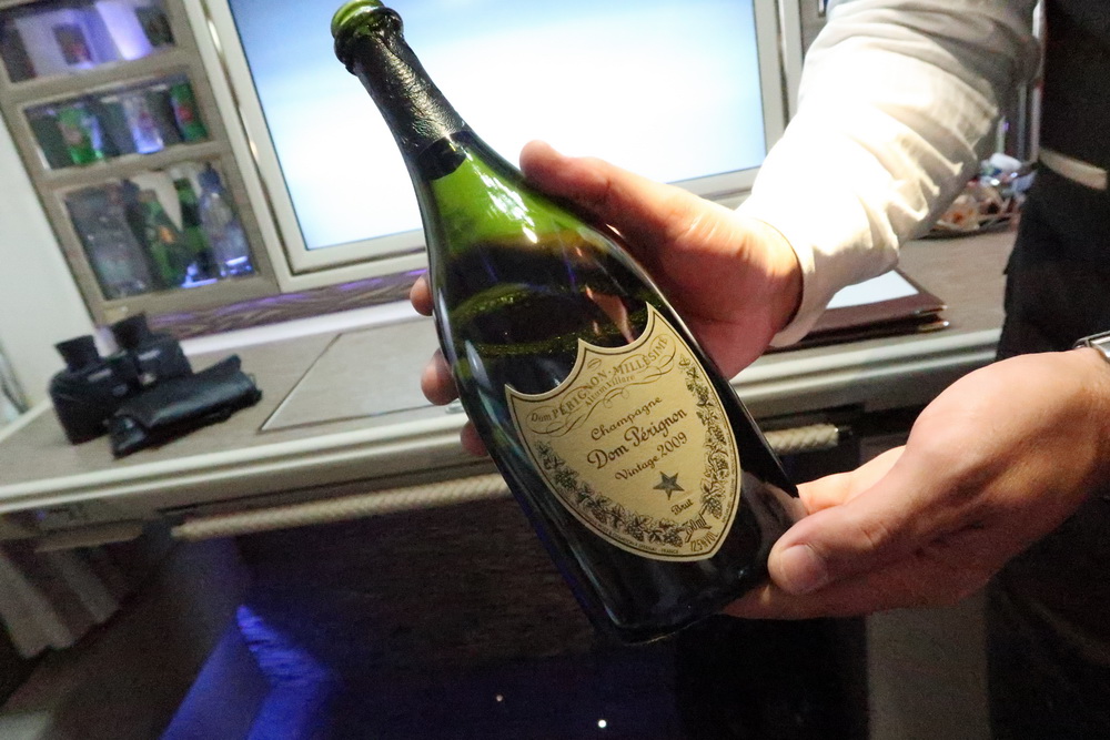 阿联酋航空777300经济舱,阿联酋航空777头等舱机票