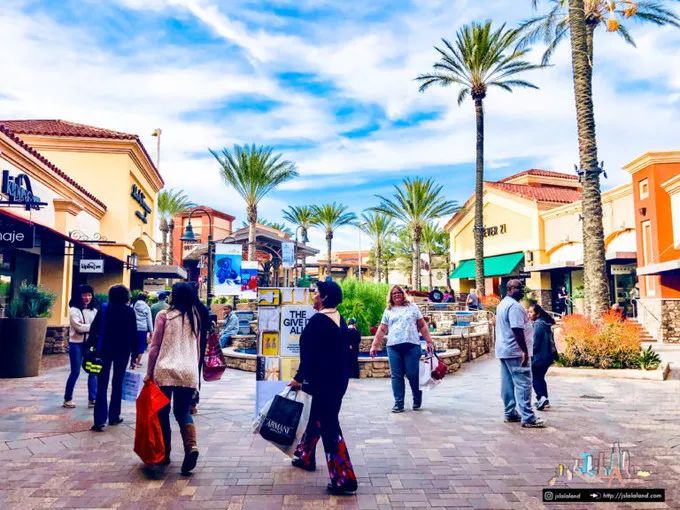 嗨购奥莱,捡漏品牌奥特莱斯