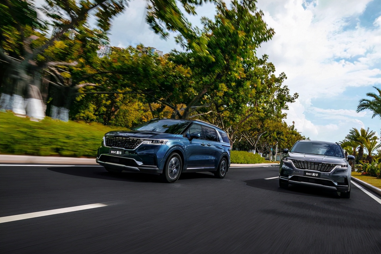 连续六年销量第一,全新起亚嘉华哪款值得买