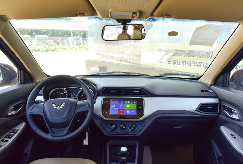 五菱宏光怎么样省油吗,开五菱宏光有什么感受