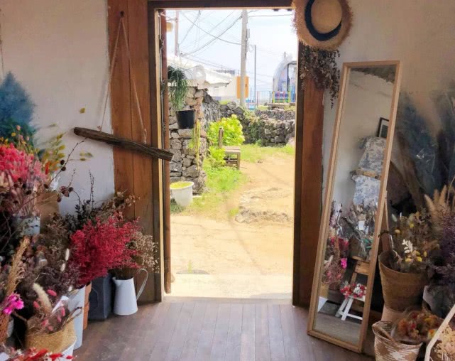 开花店一定要懂花艺吗,新开花店必备的花艺有哪些