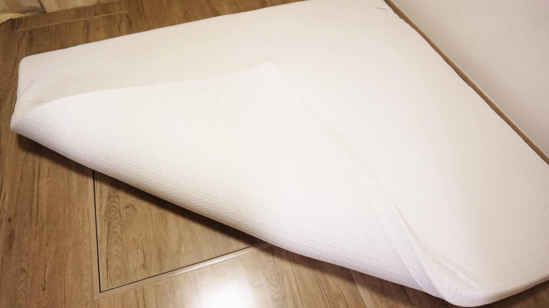 透气防潮席梦思床垫,3D空气纤维席梦思床垫