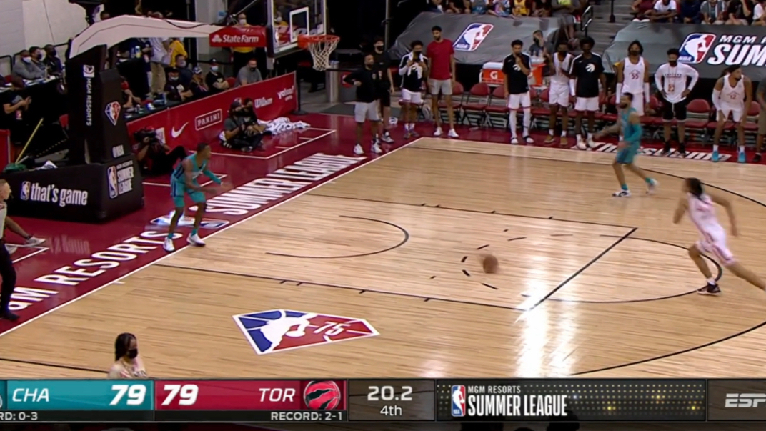 领先二十分被绝杀nba,剩0.2秒篮球绝杀nba