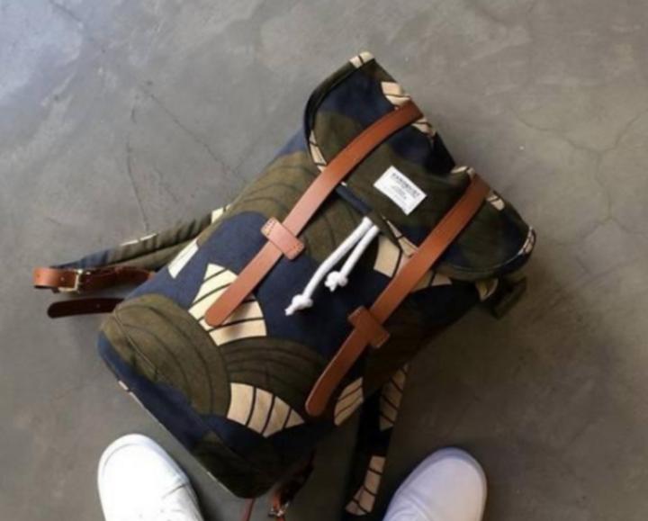 女背包双肩品牌排行榜,意大利双肩背包品牌