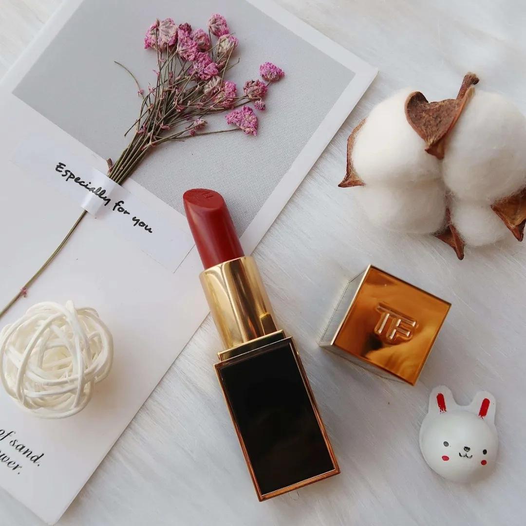 口红种草机色号,口红种草秋冬