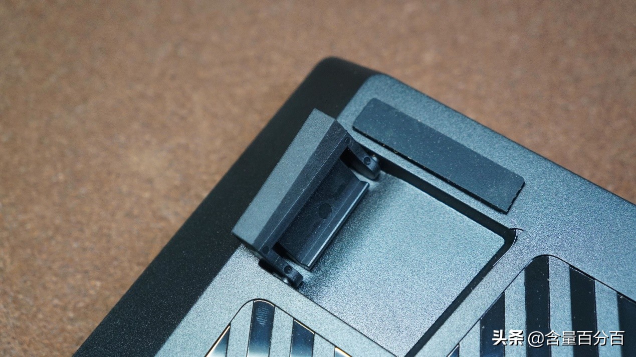 钢铁侠联名款TT机械键盘,ttg521机械键盘测评