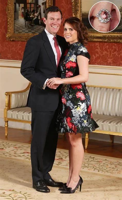 为什么英国总是把蓝宝石作为婚戒,王室贵族是如何挑选结婚戒指的