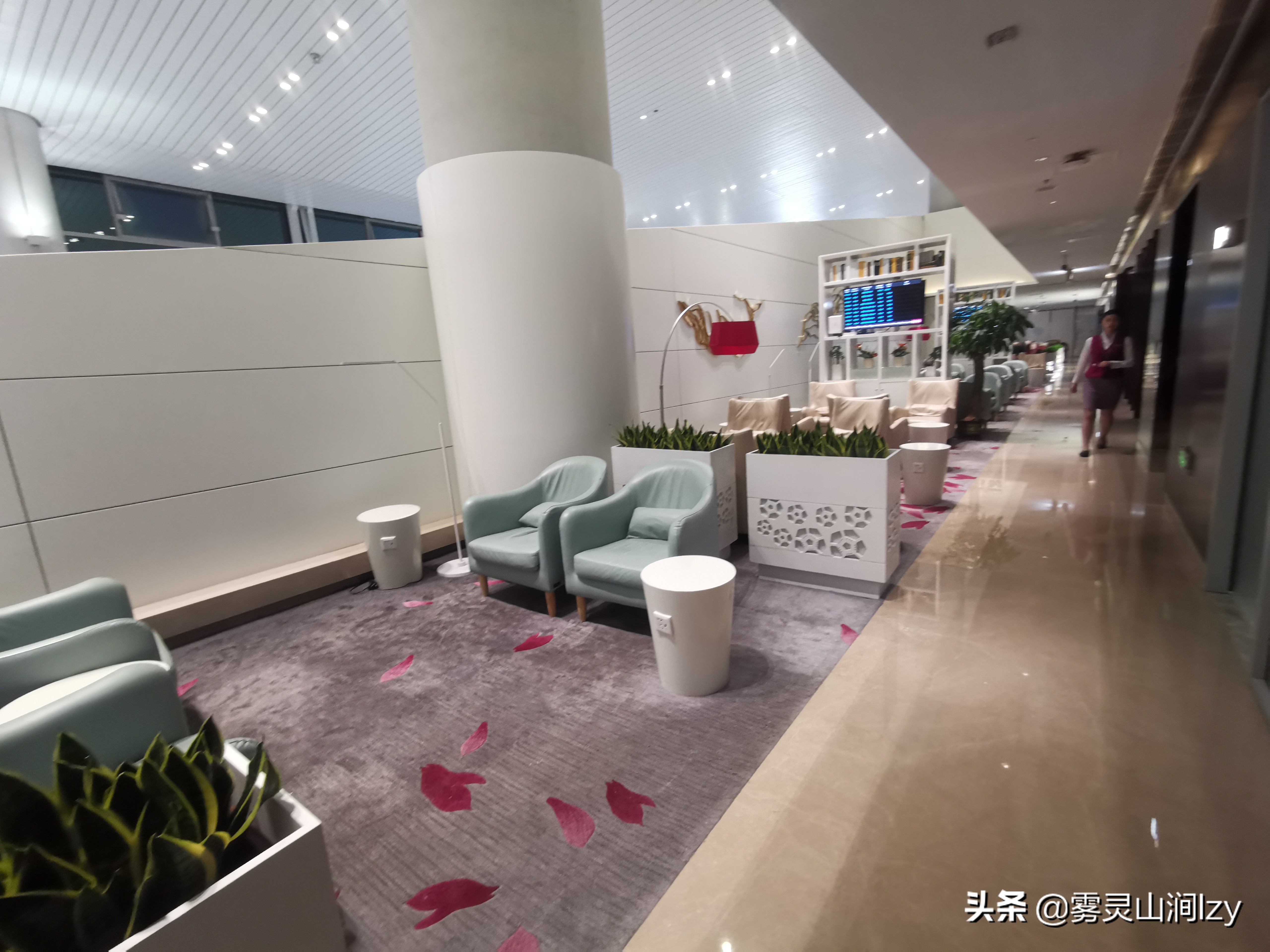 广州白云机场南航两舱贵宾服务,广州白云机场头等舱候机楼