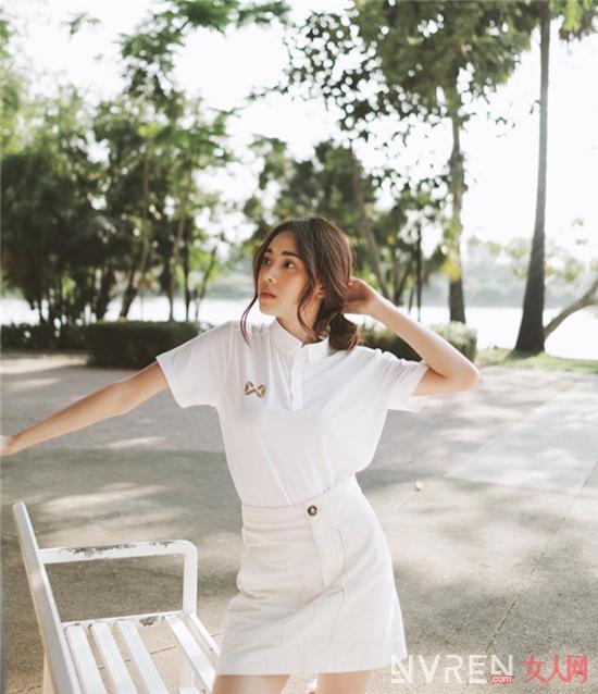 2022新款夏季潮流polo衫,洋气时髦polo衫女黄色