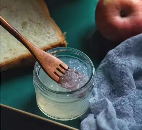 为什么燕窝炖好化水了,为什么炖燕窝加冰糖