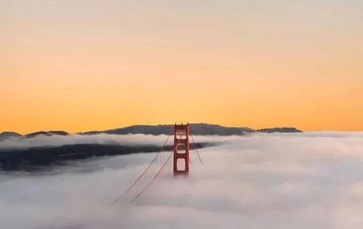 女朋友总是显得自卑和敏感,总是感觉患得患失是过于敏感吗