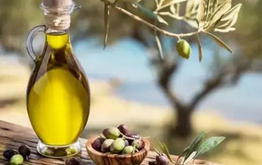 橄榄油不但有很高的营养价值，还有很多生活小妙用......
