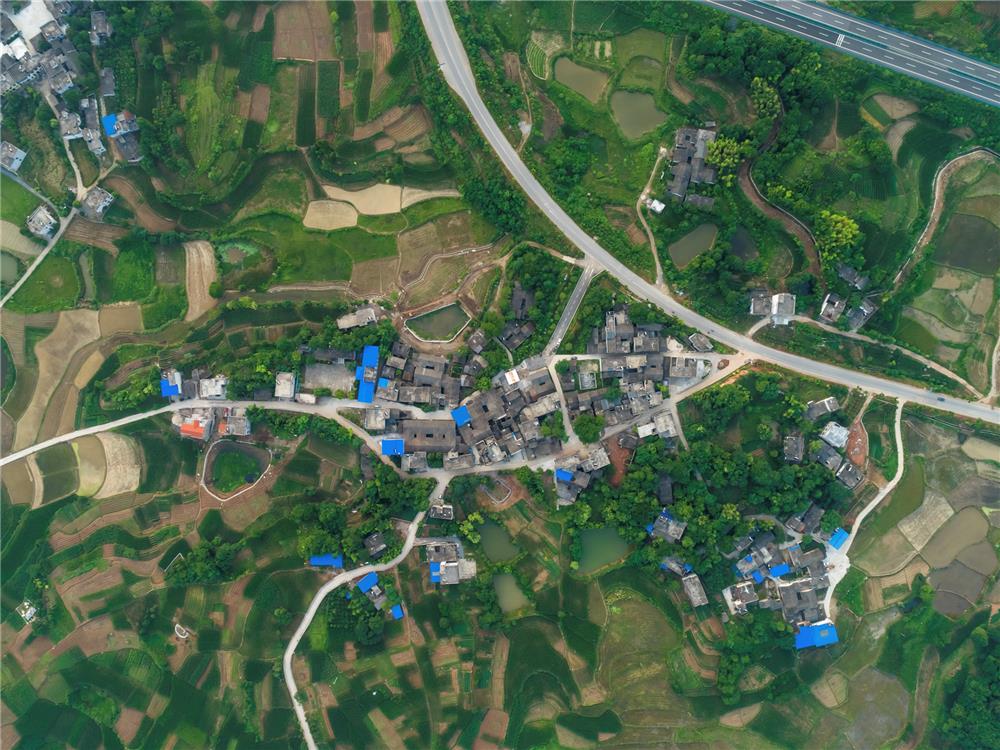 湖北崇阳古村落 (崇阳县白霓镇回头岭村地图)