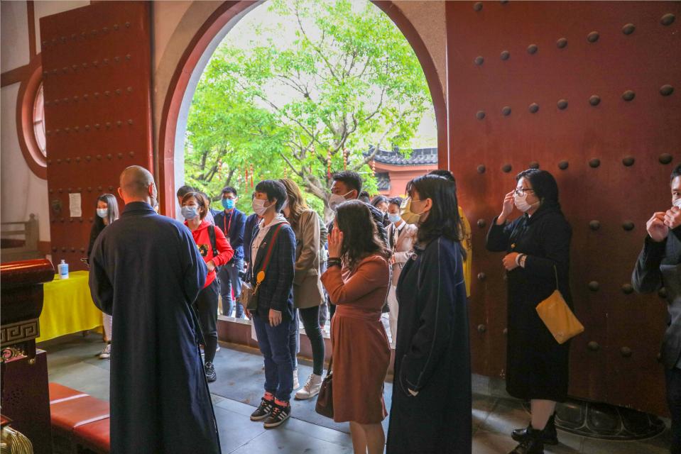 巴伐利亚庄园倾力打造“教育新城·康旅庄园”,向抗疫英雄致敬!