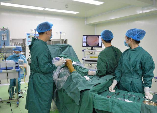 医学类最吃香的三个专业,哪些医学类专业本科毕业生薪资高