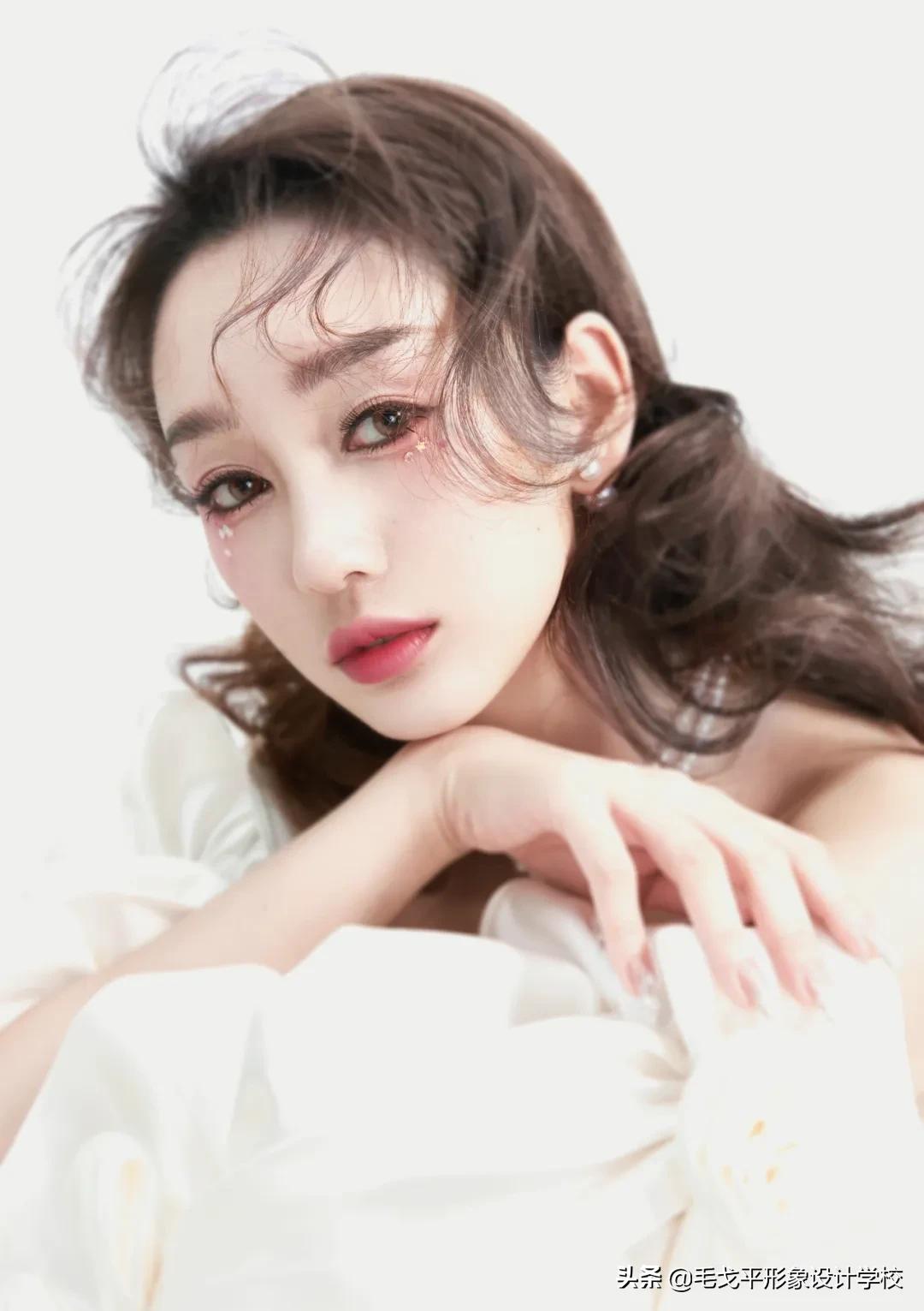 眼妆怎么画法干净不会显脏,眼妆怎么画干净好看