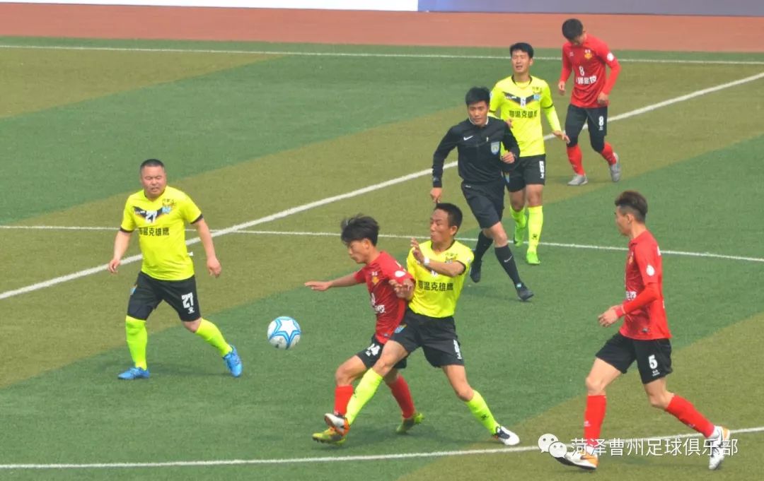 市体育局局长史长华亲临东营为曹州队加油助威,曹州队3:1胜对手