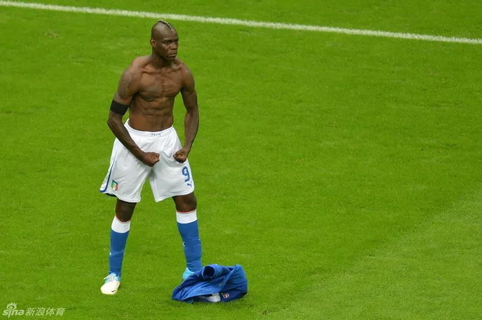 欧洲杯历届冠军1996,2012欧洲杯金球王