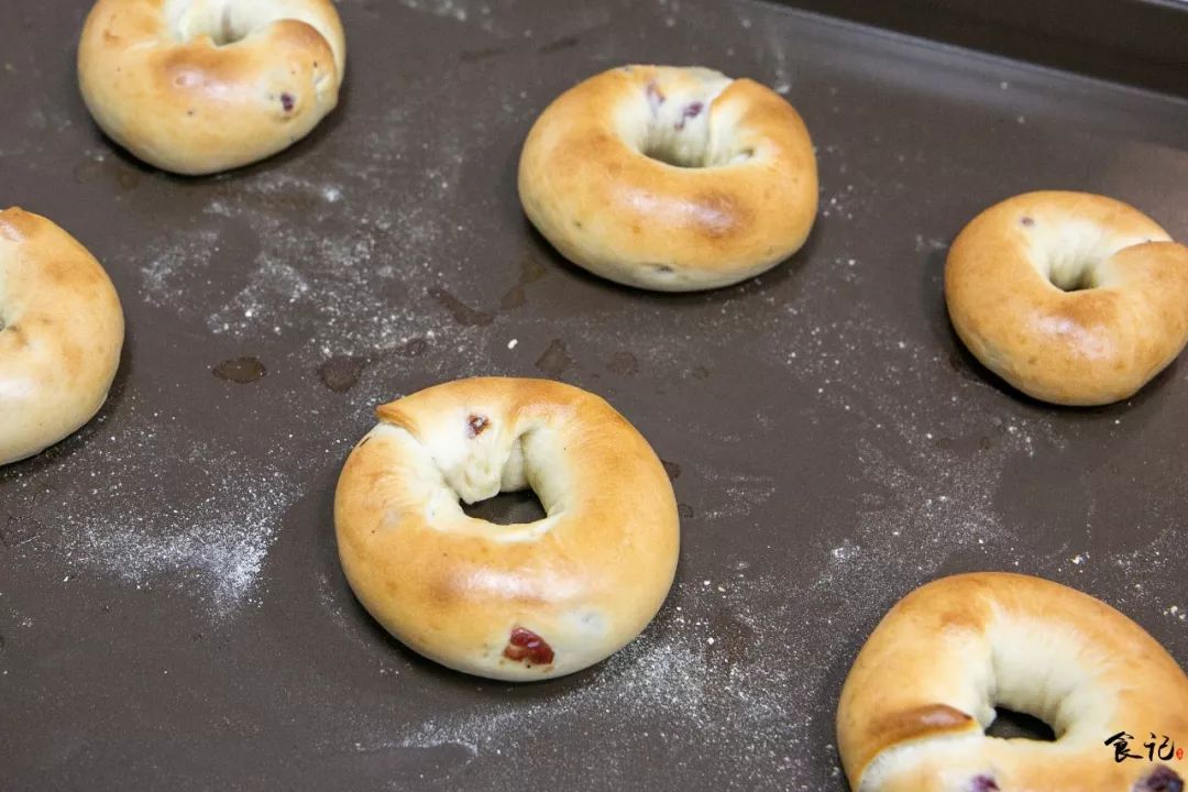 开在大庆西路的迷你面包博物馆，进一次就终身入坑