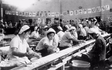 椰树牌椰汁从小喝到大广告,椰树广告我从小喝到大什么意思