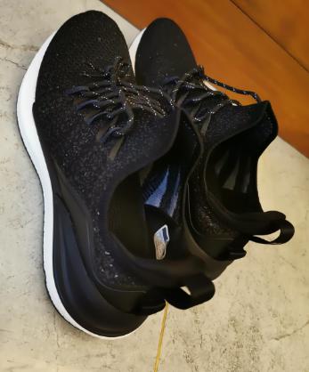 小米运动鞋对比评测,阿迪ultraboost运动鞋耐克