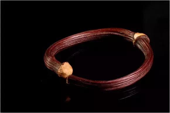 随便砍竹子做金箍棒,随便捡一节树枝雕刻木剑