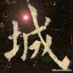 草树青翠虫鸣起，一枕清凉入梦来