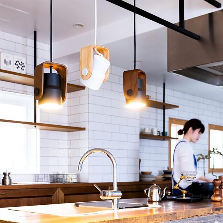 主妇家居的布置,小户型客厅适合台灯落地灯装法