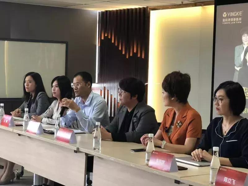 律师帮助客户解决法律问题,律师帮您解决法律纠纷