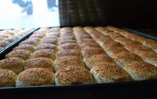 正宗黄桥烧饼视频,最正宗的黄桥烧饼哪有卖