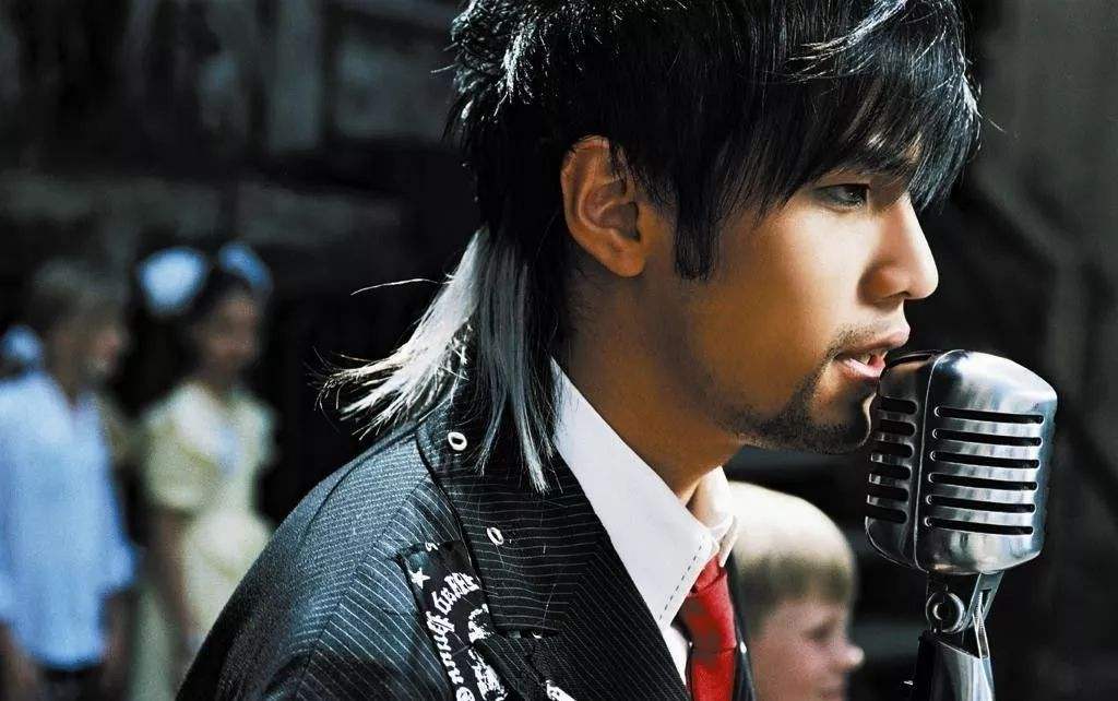 周杰伦哪首快歌大家都听不懂,周杰伦35首快歌融合成一首歌曲