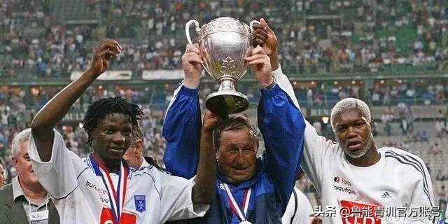 鍐插嚮娉曠敳鍐犲啗,鍗婁釜涓栫邯涔嬬害