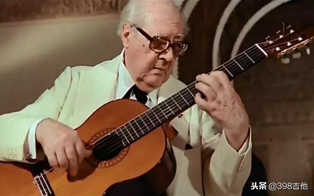 学吉他必听的古典吉他,古典吉他学两年想学民谣