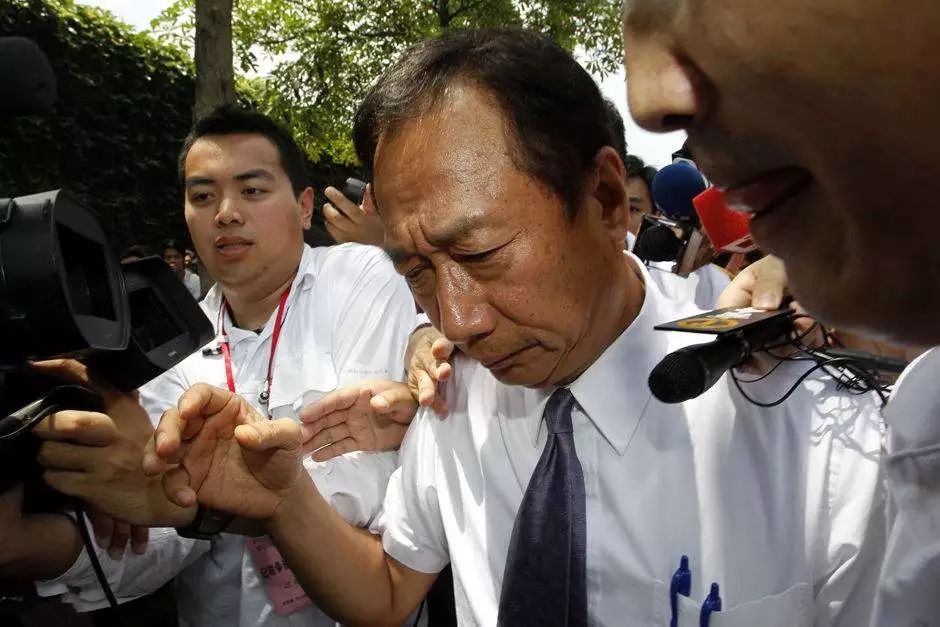 鸿海董事长郭台铭简历,郭台铭逐鹿中原