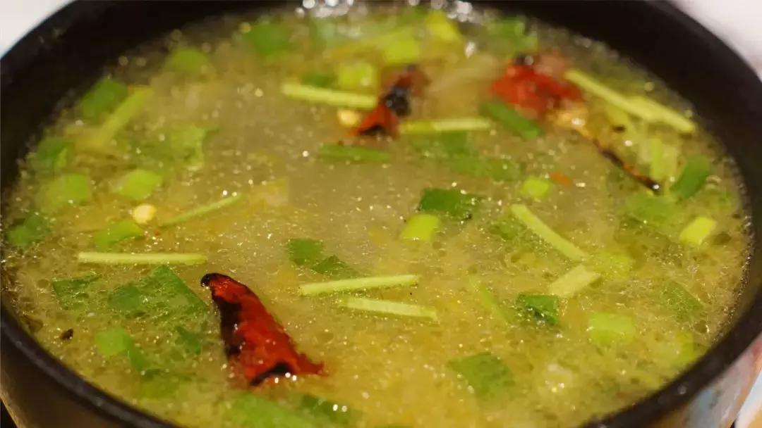 建设街居然开了一家人均40的爆款饭店！全单还可以享受7.8折