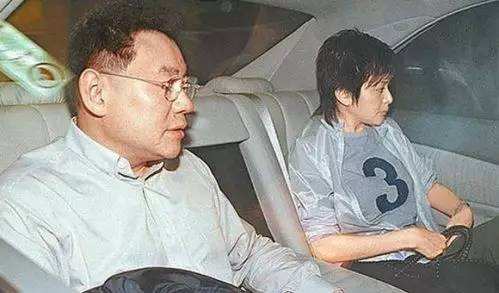 甘比和吕丽君性格,甘比吕丽君谁漂亮