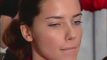 利马超模近期走秀身材,超模利马走台