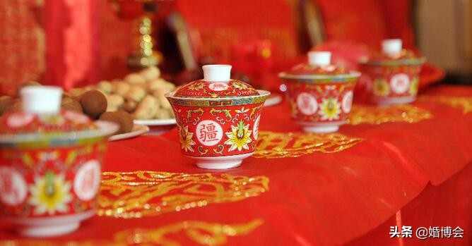 喜欢中式婚礼和西式婚礼的性格,中式和西式婚礼女孩子喜欢哪个