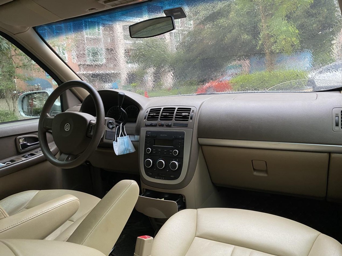 跟别克gl8很像的商务车,最新款别克gl8的性能和评价