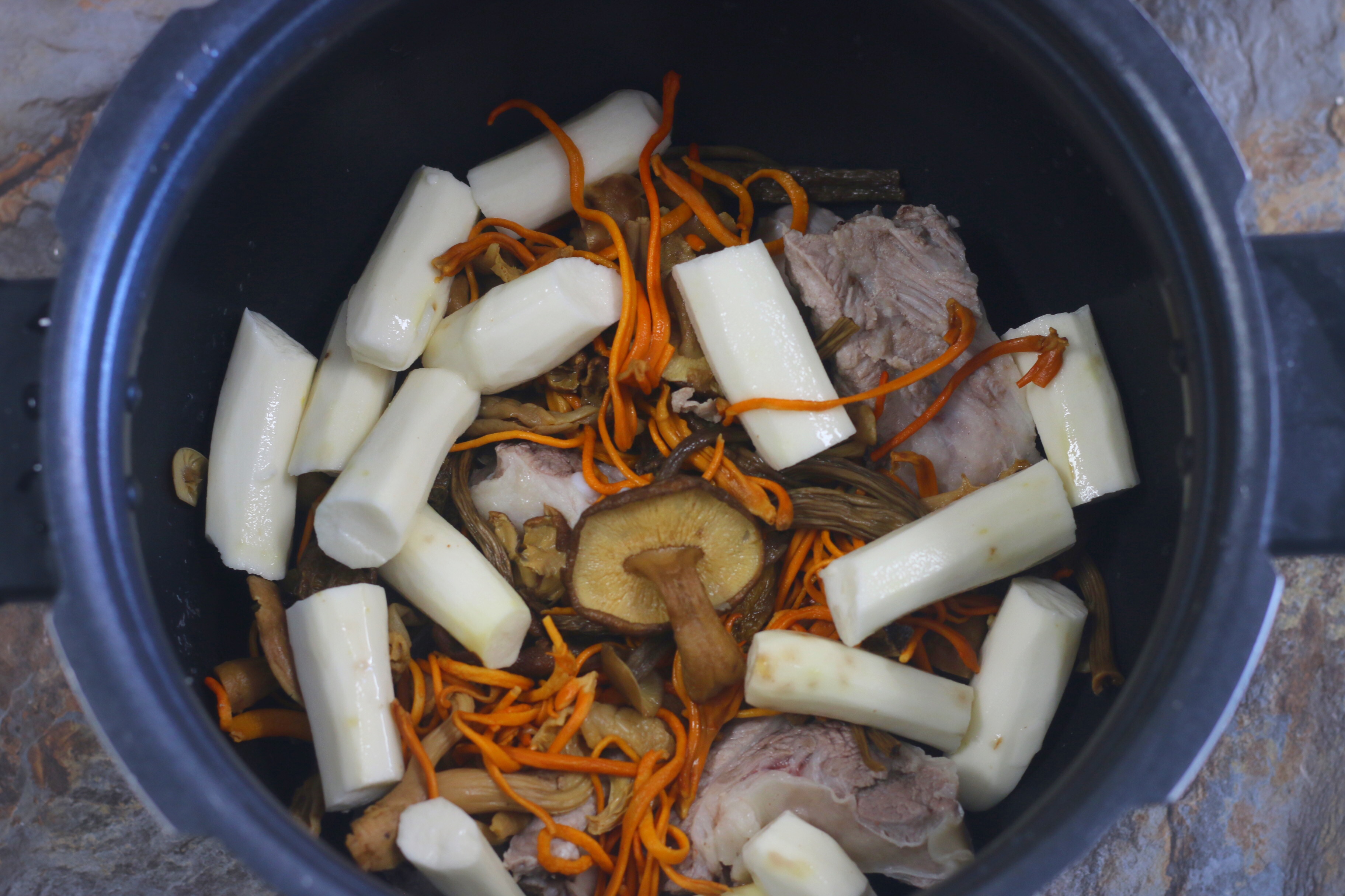 老火靓汤怎么减少嘌呤,老火靓汤的做法大全及功效