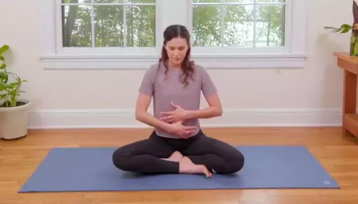 盆骨小怎么才能变大,盆骨很小如何变大