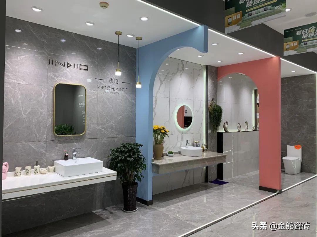 探店记录生活,探店传统和时尚结合