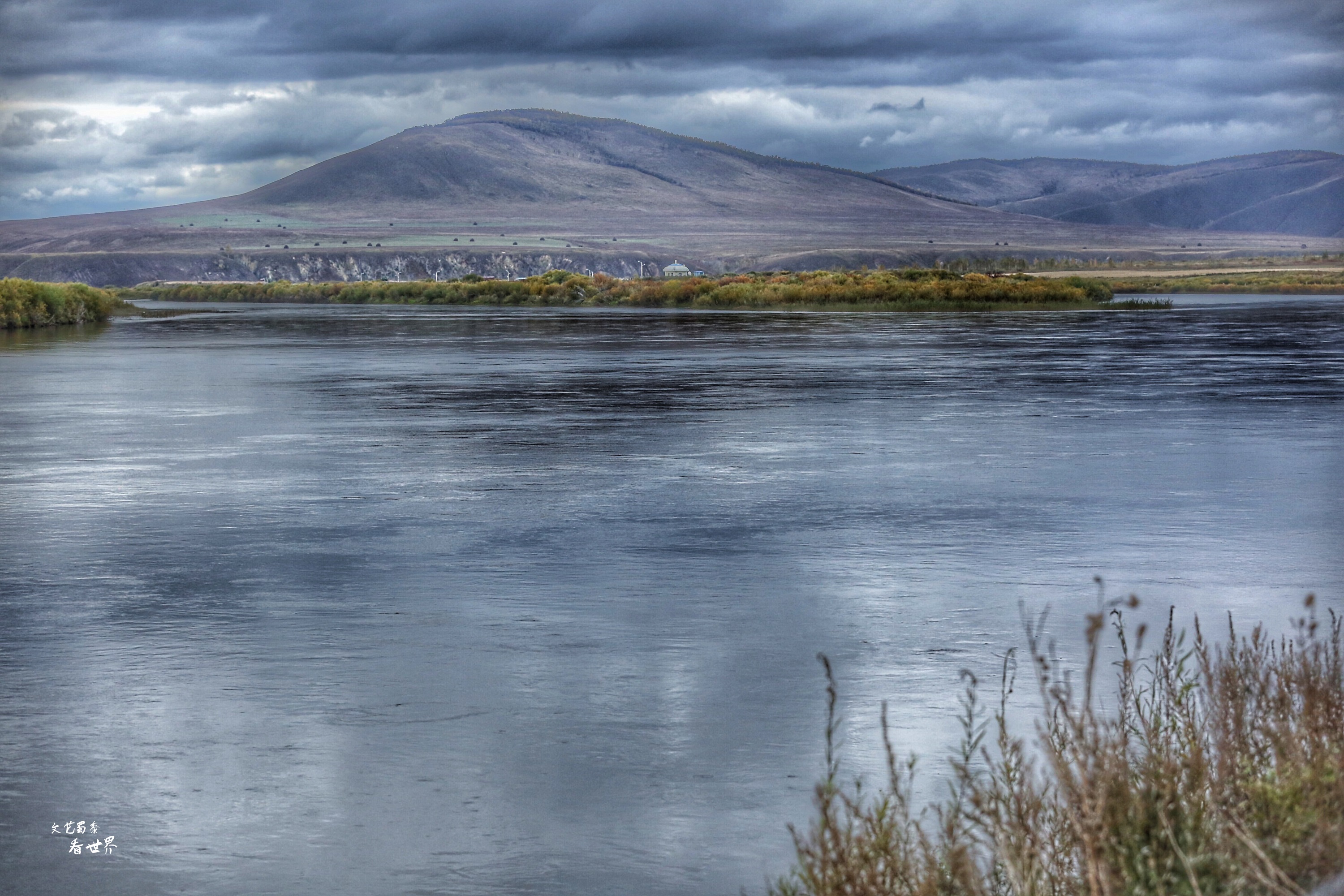 额尔古纳河离呼伦贝尔大草原远吗 (额尔古纳草原深度游)