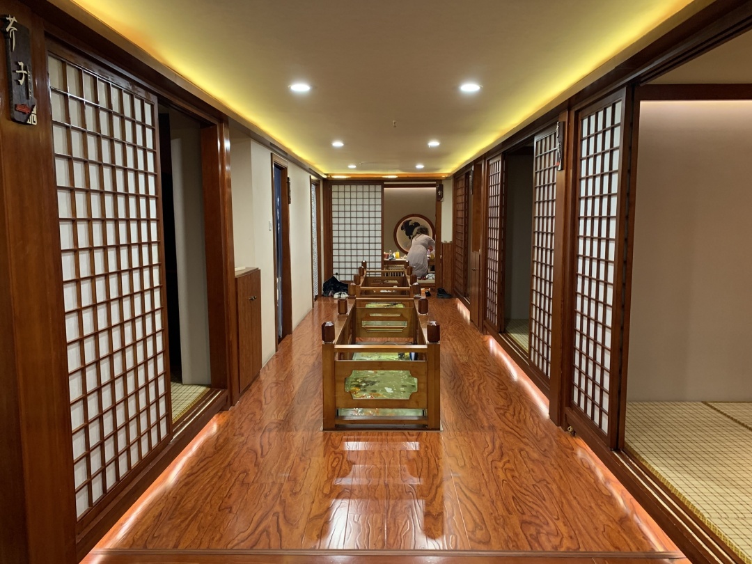 298元/位140多道菜随便吃，长春15年日料店白给菊乃胜酒