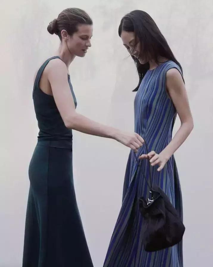 上万的裙子值不值,几千的连衣裙