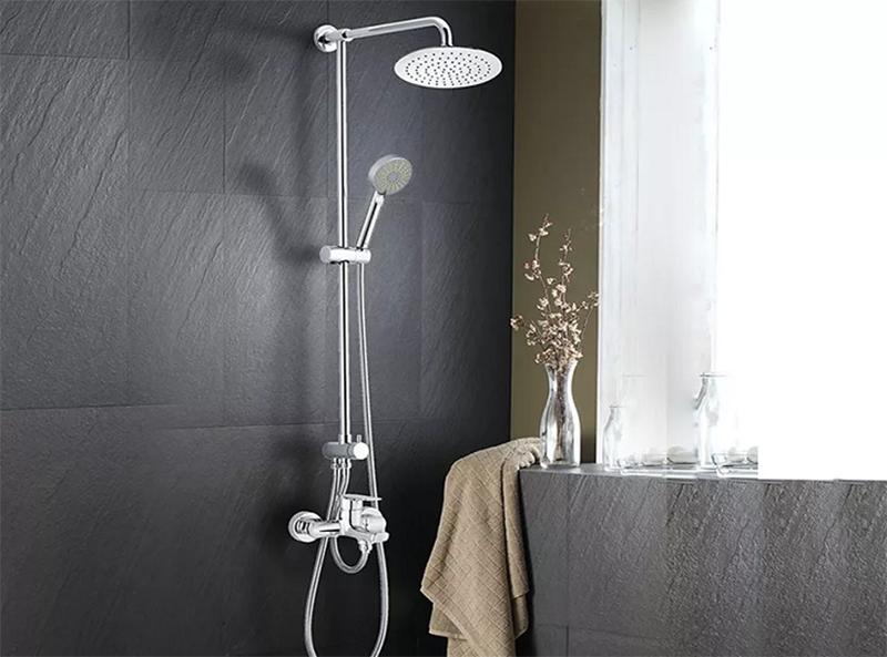 要想洗澡洗得好买的花洒很重要,花洒坏了怎么选择花洒