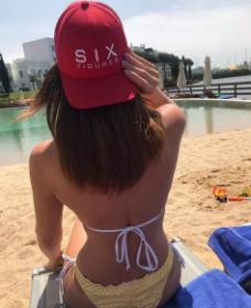 球星有多赚钱,皮克除了踢球还在干嘛