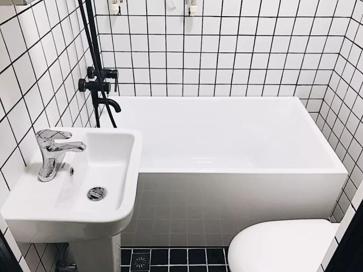 北京200万买5平米的胶囊房,我在北京买了个40多平的房子