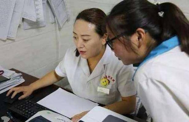 高三女生挤出母乳，却坚称自己是处女，罪魁祸首是胃药