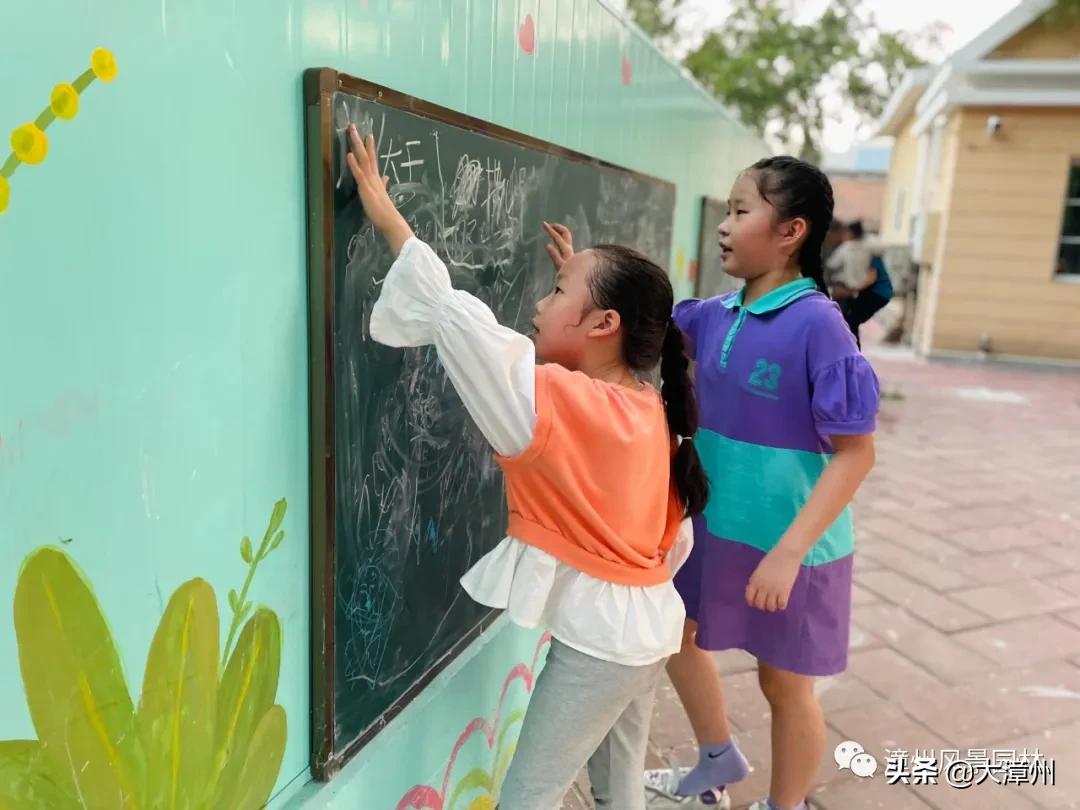 市区这8大公园“魔幻”变身！增添了游乐区、沙坑、足球场、彩绘墙....